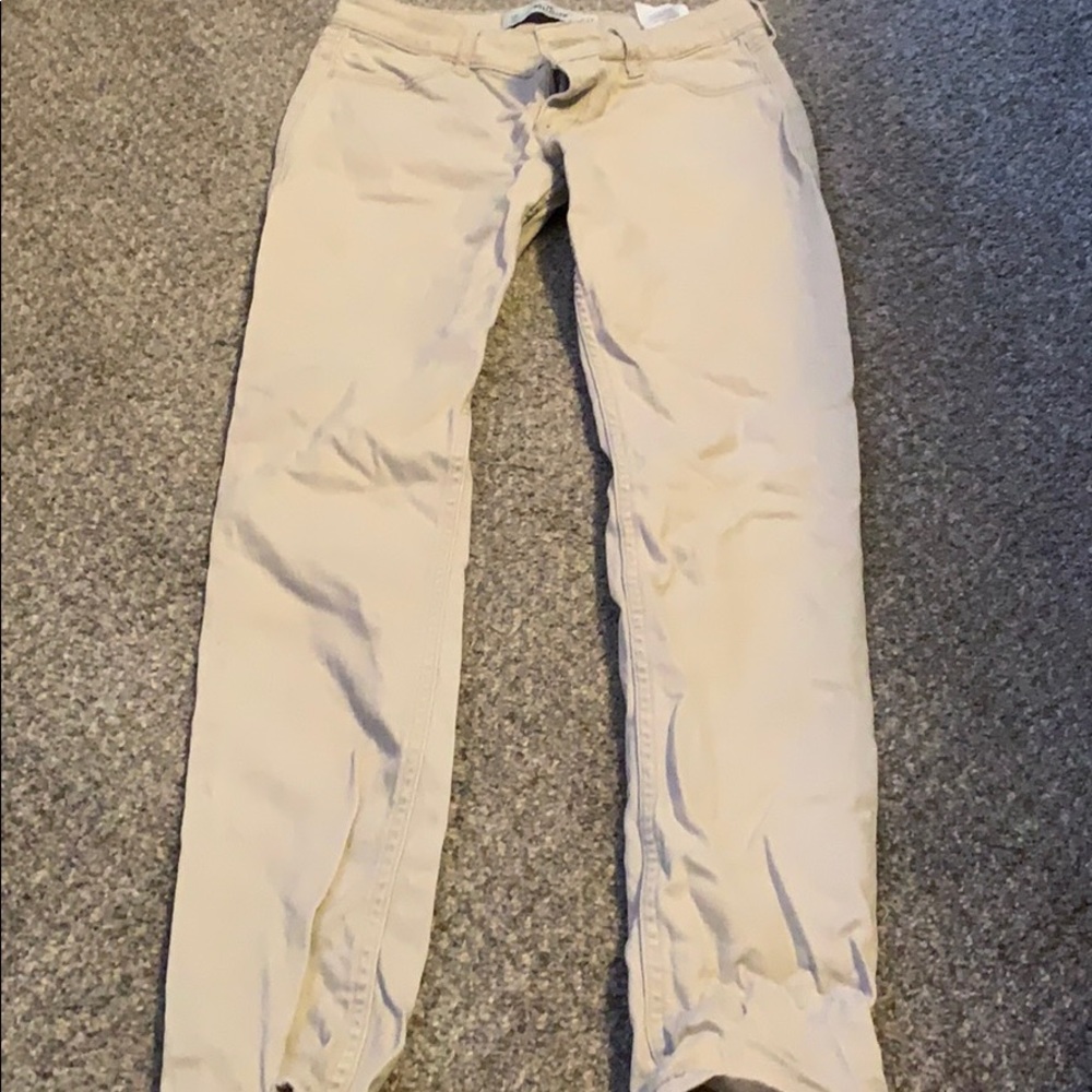 Hollister khakis